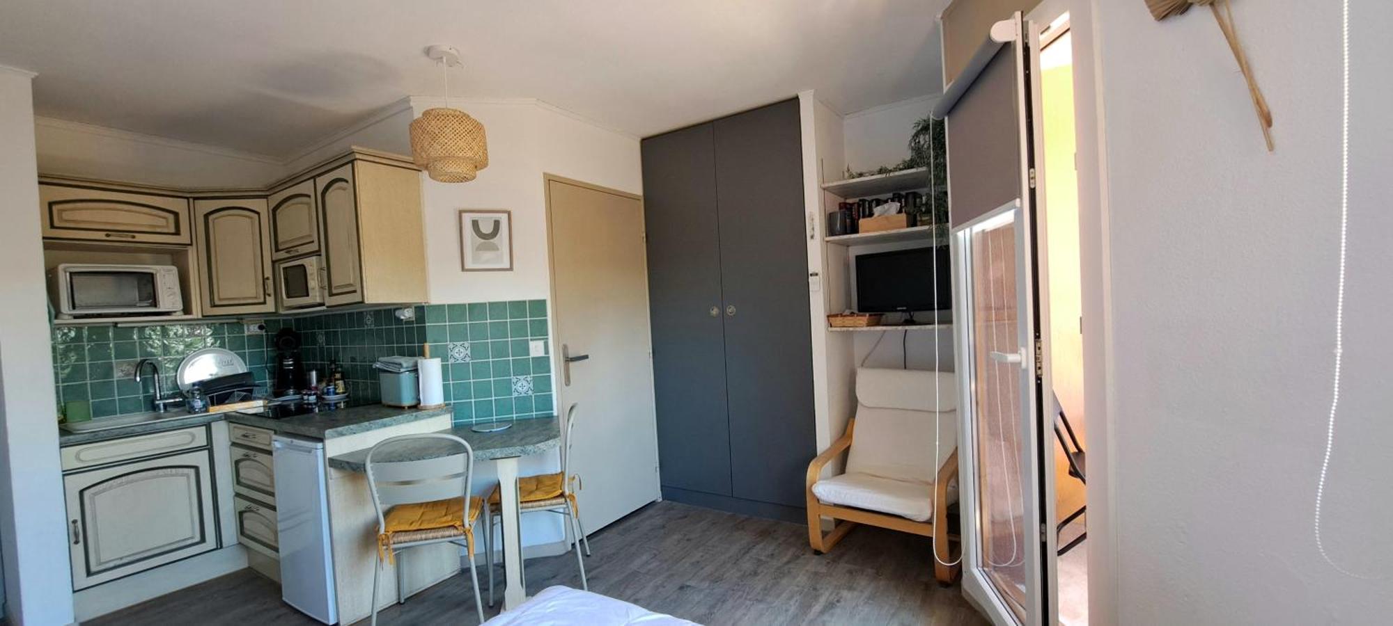 Studio Meuble Cures Thermales Avec Vue Gréoux-les-Bains Eksteriør bilde